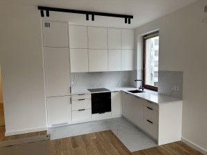 Blaty kuchenne z konglomeratu  Crystal Absolut White 