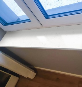 Parapety z konglomeratu kwarcowego Noble Areti Bianco